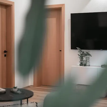 דירה Home@moos *