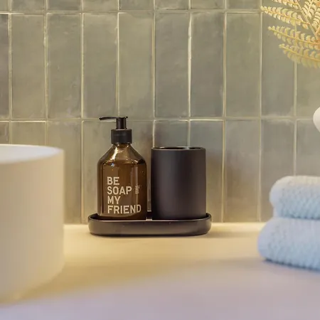 Home@moos פונדס