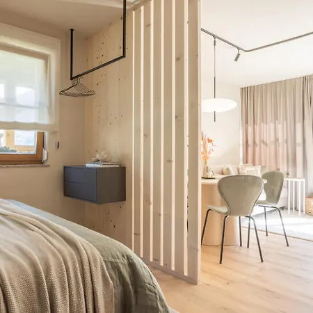 Home@moos * פונדס