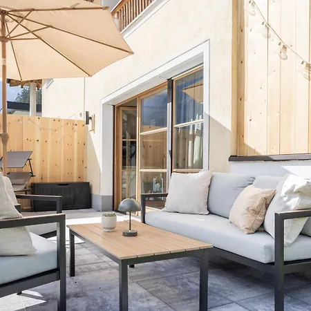 Apartment Home@moos